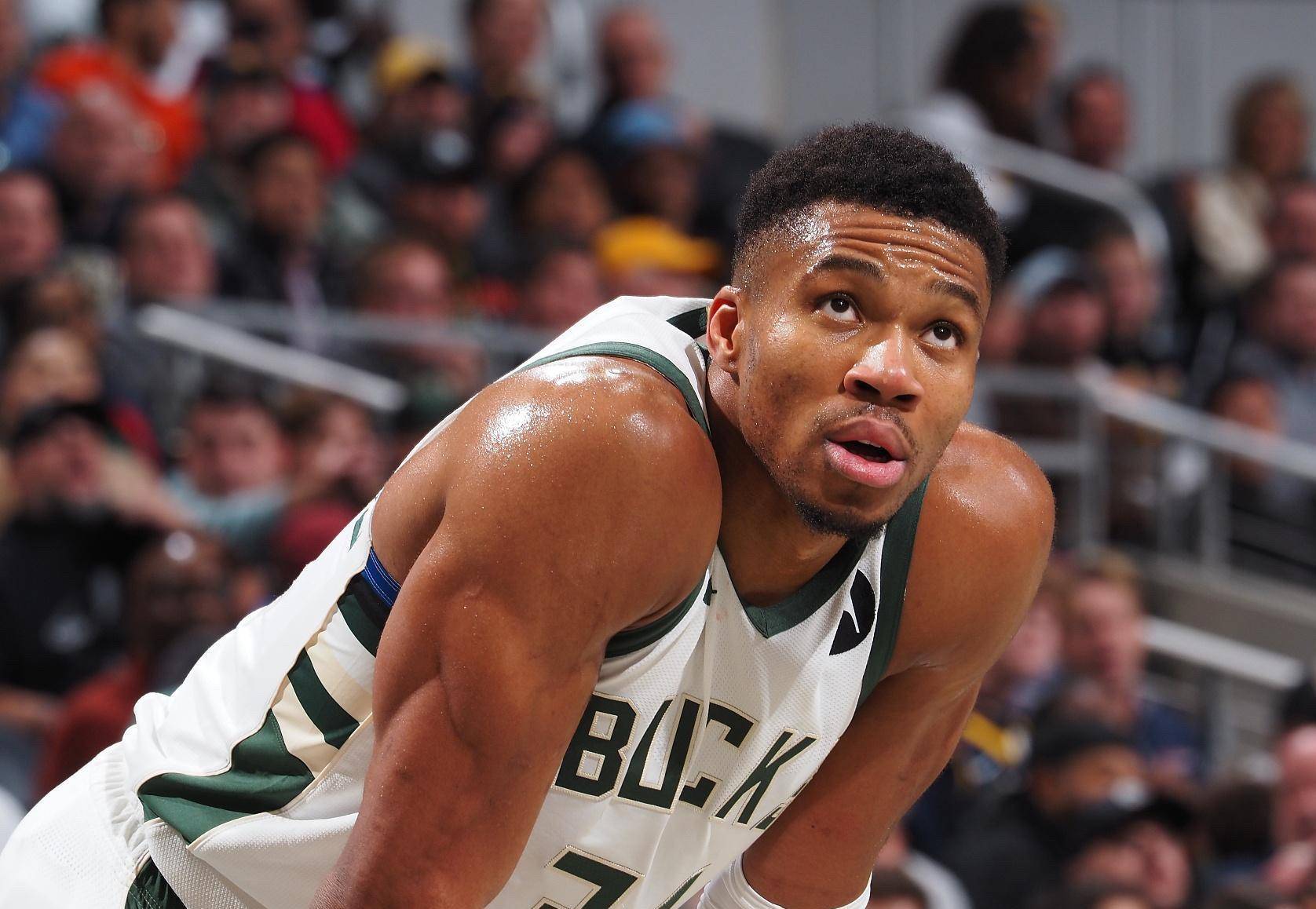 爱游戏官网-Karsa焦点对战，字母哥与40激战热火分钟，重返赛场胜负难料！-爱游戏官网