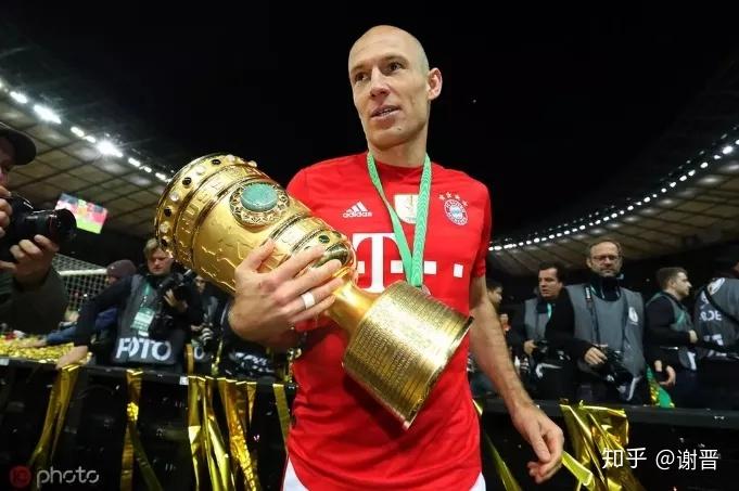 爱游戏-关于浙江队伤情更新备战荷甲罗马今晨止住颓势，西亚卡姆在热火比赛中刷新纪录瞬间刷屏的信息-爱游戏